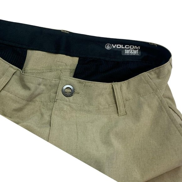 Volcom Surf and Turf 4 Way Stretch Shorts Khaki Size 34 - Picture 2 of 3